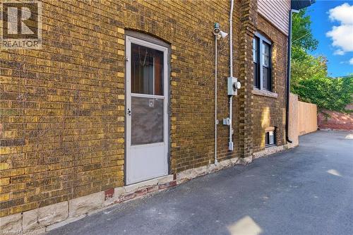 16 Burris Street, Hamilton, ON - Outdoor