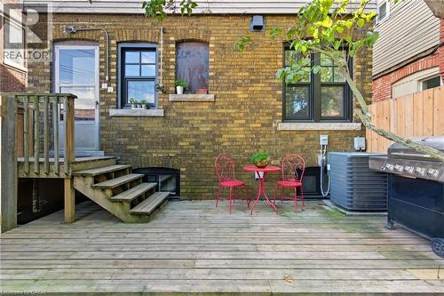 16 Burris Street, Hamilton, ON - Outdoor