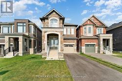 175 HARTNEY DRIVE Richmond Hill, ON L4S 0L1