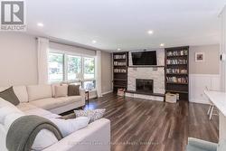 220 ALEXANDER STREET Gravenhurst (Muskoka (S)), ON P1P 1A6