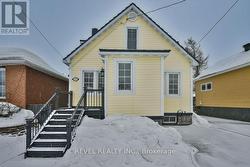 277 TAMARACK STREET Timmins (Tne - Hill District), ON P4N 6R3