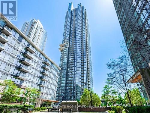 906 - 11 BRUNEL COURT  Toronto, ON M5V 3Y3