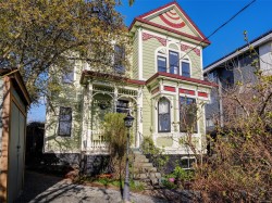 2130 Ridge Rd Victoria, BC V8T 3E9