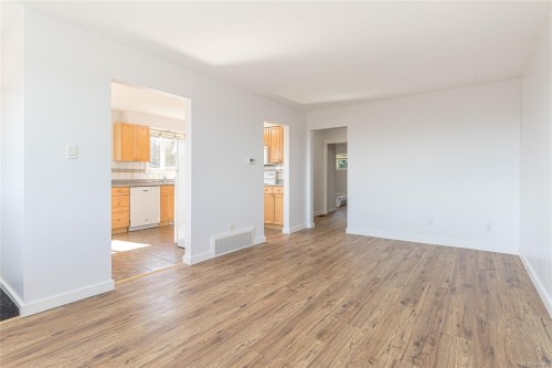 2148 Dodds Rd, Nanaimo, BC - Indoor Photo Showing Other Room