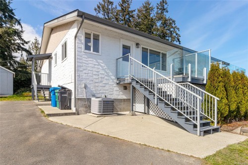 2148 Dodds Rd, Nanaimo, BC - Outdoor With Exterior