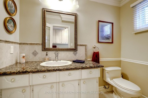 2405 Rosemary Drive, Mississauga, ON - Indoor Photo Showing Bathroom