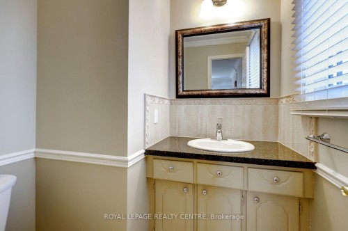 2405 Rosemary Drive, Mississauga, ON - Indoor Photo Showing Bathroom
