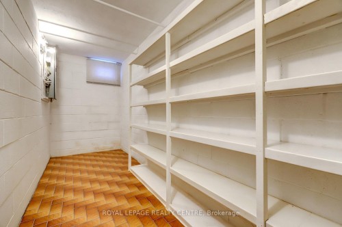 2405 Rosemary Drive, Mississauga, ON - Indoor With Storage