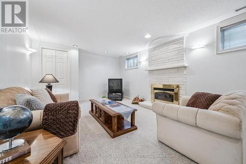 4085 Twine Crescent, Mississauga, ON - Indoor With Fireplace