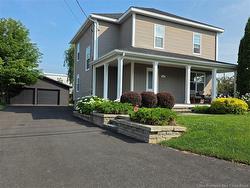 326 Sheriff Grand-Sault/Grand Falls, NB E3Z 3A4