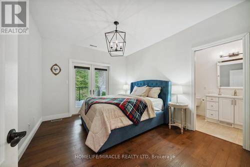 12 Deer Run, Uxbridge, ON - Indoor Photo Showing Bedroom