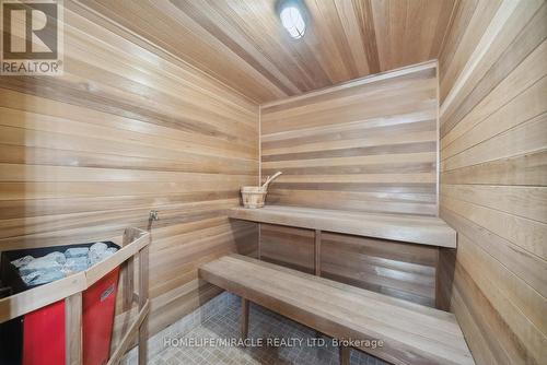 12 Deer Run, Uxbridge, ON - Indoor Photo Showing Other Room