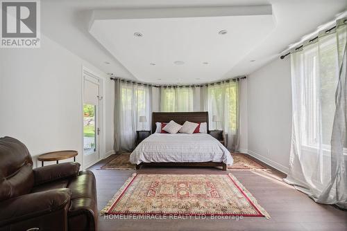 12 Deer Run, Uxbridge, ON - Indoor Photo Showing Bedroom