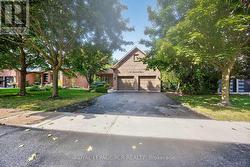 932 SHADRACH DRIVE  Newmarket, ON L3X 2H4