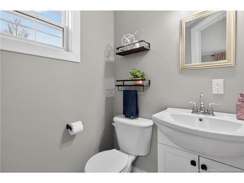 7 Kingfisher St, Moncton, NB 