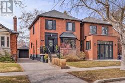 14 EIGHTH STREET  Toronto, ON M8V 3C3