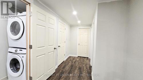 658 Coach Drive, Mississauga, ON - Indoor Photo Showing Laundry Room