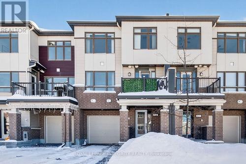 64 FEATHERTOP LANE  Ottawa, ON K2V 0K7