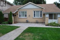89 RUMSEY ROAD Toronto, ON M4G 1P1