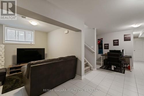 81 Grove Street, Welland (Welland Downtown), ON - Indoor