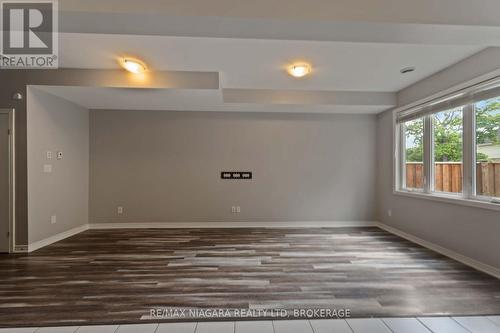 81 Grove Street, Welland (Welland Downtown), ON - Indoor Photo Showing Other Room