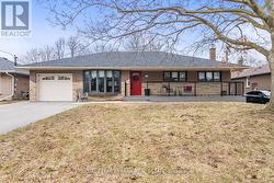 160 EASTDALE STREET Oshawa (Eastdale), ON L1G 6H9