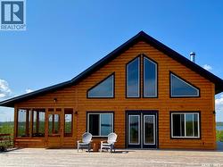 Cabin in Reynolds Bay, Nemeiben Lake Northern Admin District, SK S0J 1L0