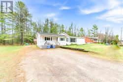 32848 HIGHWAY 17 HIGHWAY Laurentian Hills, ON K0J 1P0