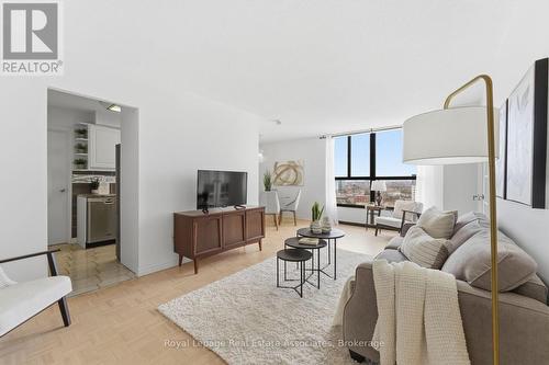 1010 - 3170 KIRWIN AVENUE  Mississauga, ON L5A 3R1