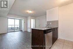 1910 - 1410 DUPONT STREET Toronto, ON M6H 2B1