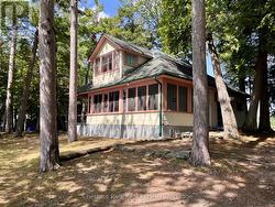 1119 TRAFALGAR BAY ROAD W Muskoka Lakes (Medora), ON P0C 1A0