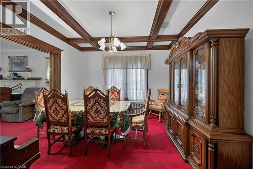96 Barnesdale Boulevard, Hamilton, ON - Indoor Photo Showing Dining Room