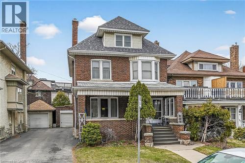 96 Barnesdale Boulevard, Hamilton, ON - Outdoor With Facade