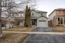 830 CASTLEGROVE AVENUE Oshawa (Mclaughlin), ON L1J 7X7