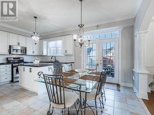 7123 Gillespie Lane, Mississauga, ON - Indoor Photo Showing Dining Room