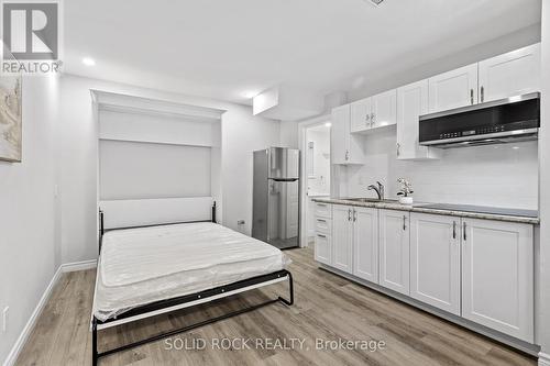 228 Lebreton Street N, Ottawa, ON - Indoor Photo Showing Kitchen