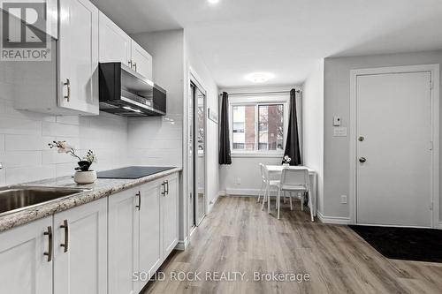 228 Lebreton Street N, Ottawa, ON - Indoor Photo Showing Kitchen