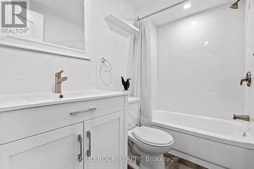 228 Lebreton Street N, Ottawa, ON - Indoor Photo Showing Bathroom