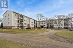 109 - 6532 BILBERRY DRIVE Ottawa, ON K1C 4N9