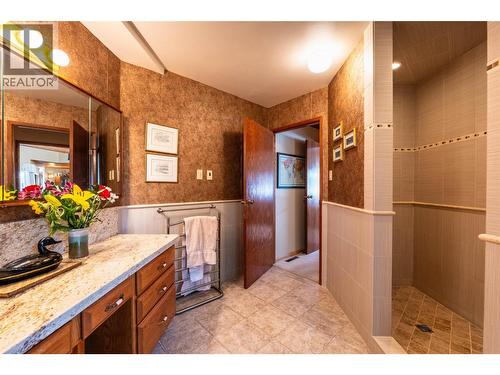 1896 3A Highway, Nelson, BC - Indoor