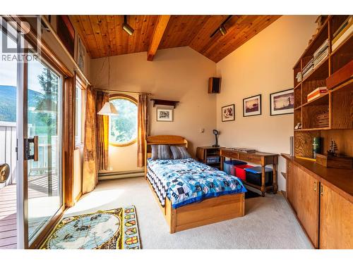 1896 3A Highway, Nelson, BC - Indoor Photo Showing Bedroom