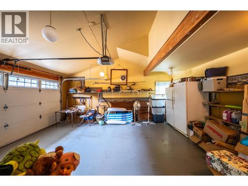 1896 3A Highway, Nelson, BC - Indoor Photo Showing Garage
