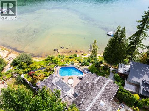 1896 3A Highway, Nelson, BC - Outdoor With In Ground Pool