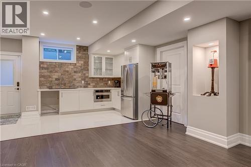100 Seneca Drive, Ancaster, ON - Indoor