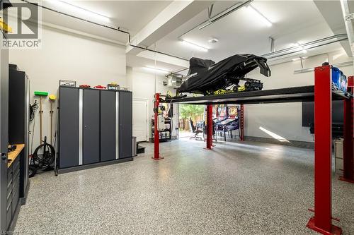 100 Seneca Drive, Ancaster, ON - Indoor Photo Showing Garage