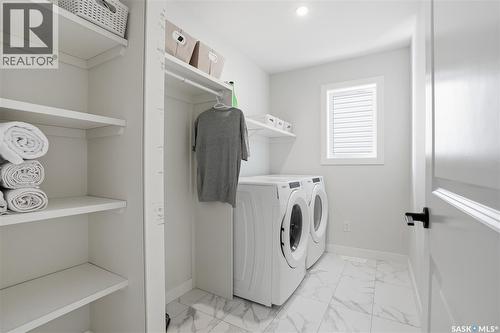 606 Delainey Road, Saskatoon, SK - Indoor Photo Showing Laundry Room