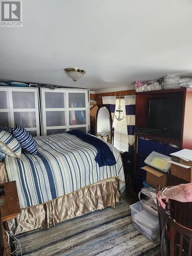 Primary Bedroom - 48 Tiny Beaches Road N, Tiny, ON - Indoor Photo Showing Bedroom