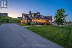 16 GELDERLAND CRESCENT  Oro-Medonte, ON L0K 1E0