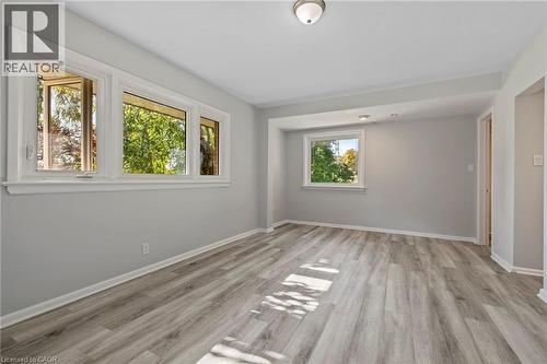 Empty room with light wood-style floors - 40 Bertram Drive, Dundas, ON - Indoor Photo Showing Other Room