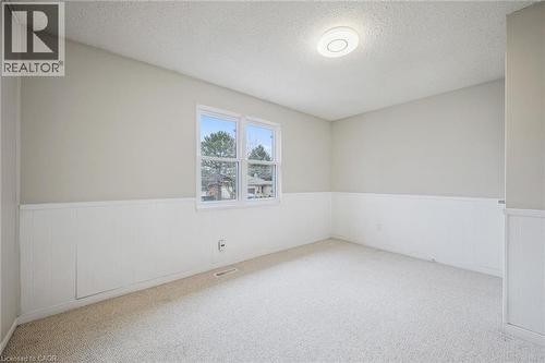 124 Autumn Hill Crescent, Kitchener, ON - Indoor Photo Showing Other Room